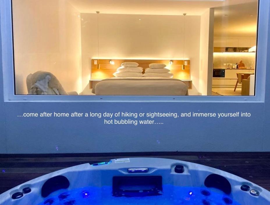 Saltwater - Absolute Oceanfront, Fire Pits, Some Villas With Hot Tubs And Sauna Falmouth Extérieur photo