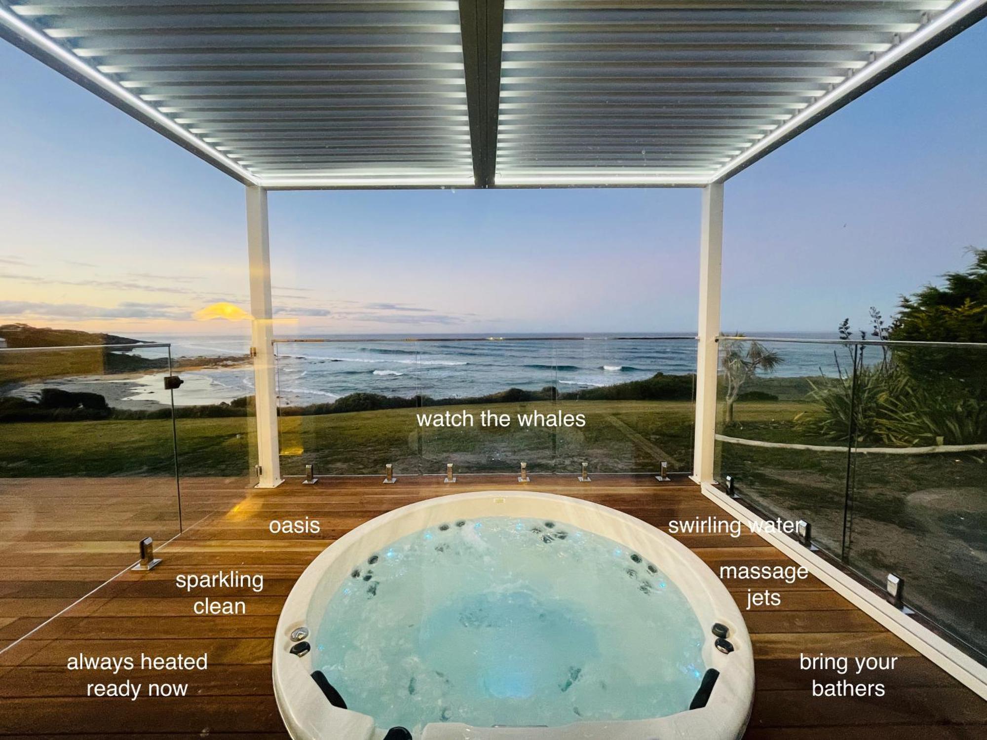 Saltwater - Absolute Oceanfront, Fire Pits, Some Villas With Hot Tubs And Sauna Falmouth Extérieur photo