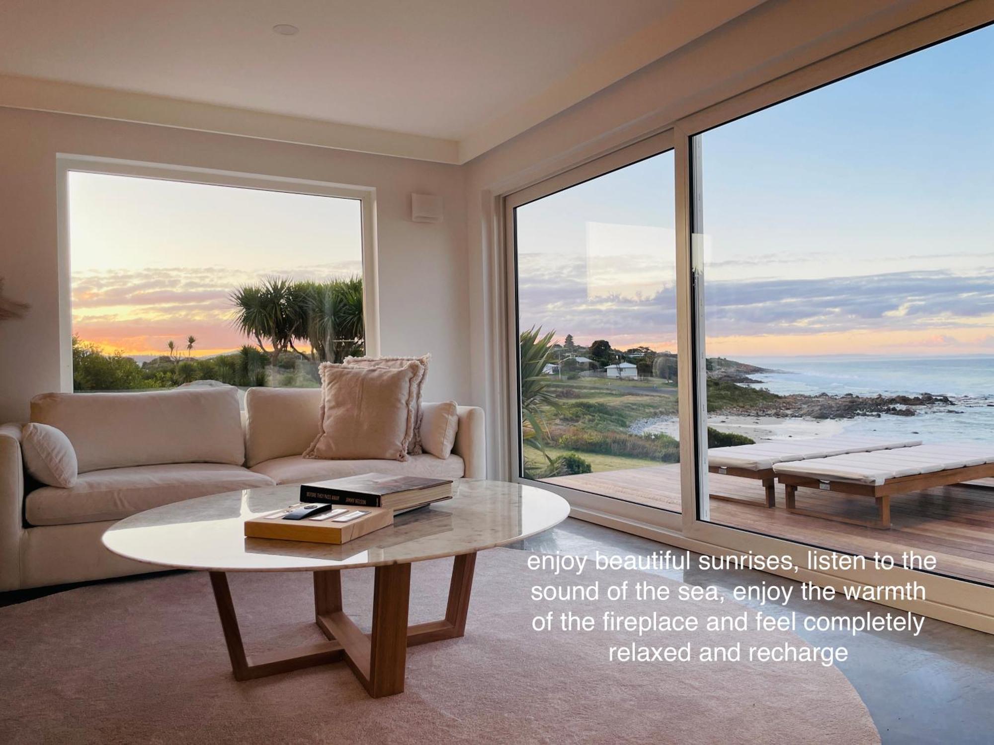 Saltwater - Absolute Oceanfront, Fire Pits, Some Villas With Hot Tubs And Sauna Falmouth Extérieur photo