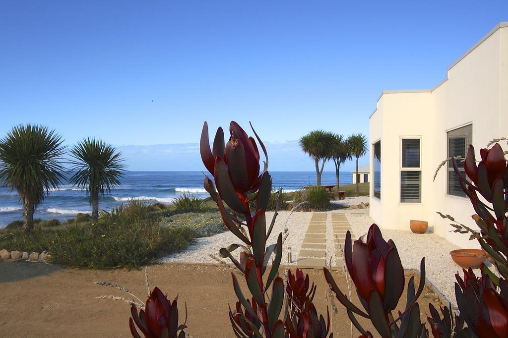 Saltwater - Absolute Oceanfront, Fire Pits, Some Villas With Hot Tubs And Sauna Falmouth Extérieur photo