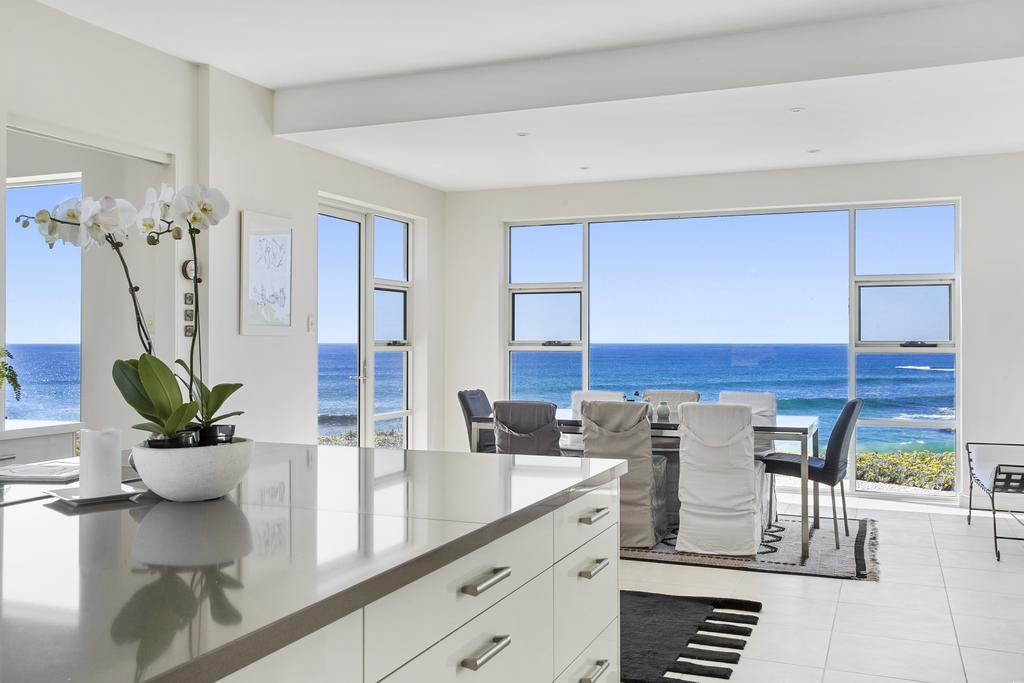 Saltwater - Absolute Oceanfront, Fire Pits, Some Villas With Hot Tubs And Sauna Falmouth Chambre photo