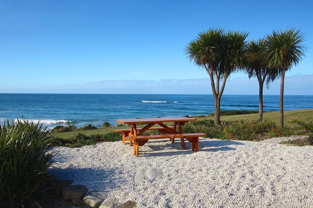 Saltwater - Absolute Oceanfront, Fire Pits, Some Villas With Hot Tubs And Sauna Falmouth Extérieur photo