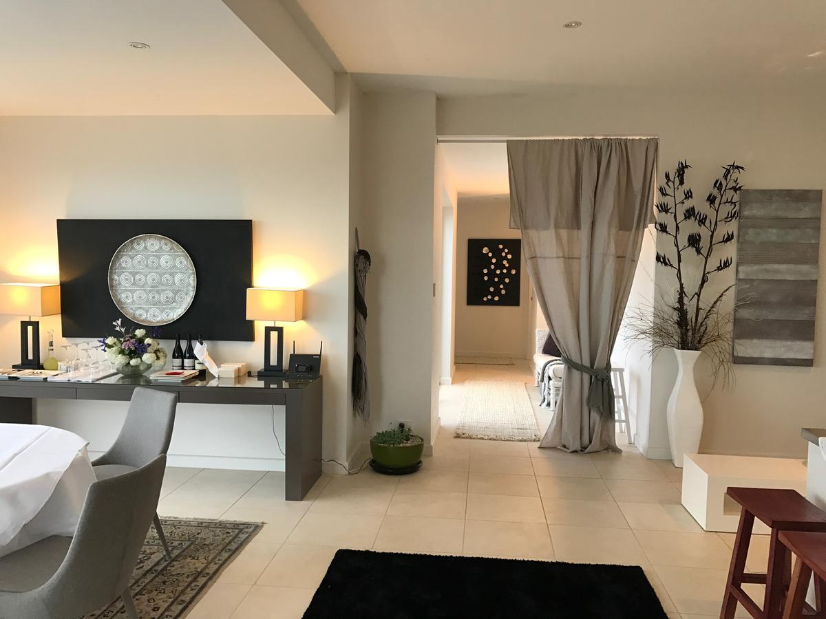 Saltwater - Absolute Oceanfront, Fire Pits, Some Villas With Hot Tubs And Sauna Falmouth Extérieur photo